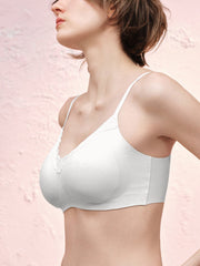 Basic Seamless Lace-Trimmed V-Neck Bralette - Smart Size