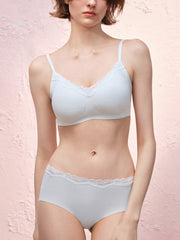 Basic Seamless Lace-Trimmed V-Neck Bralette - Smart Size