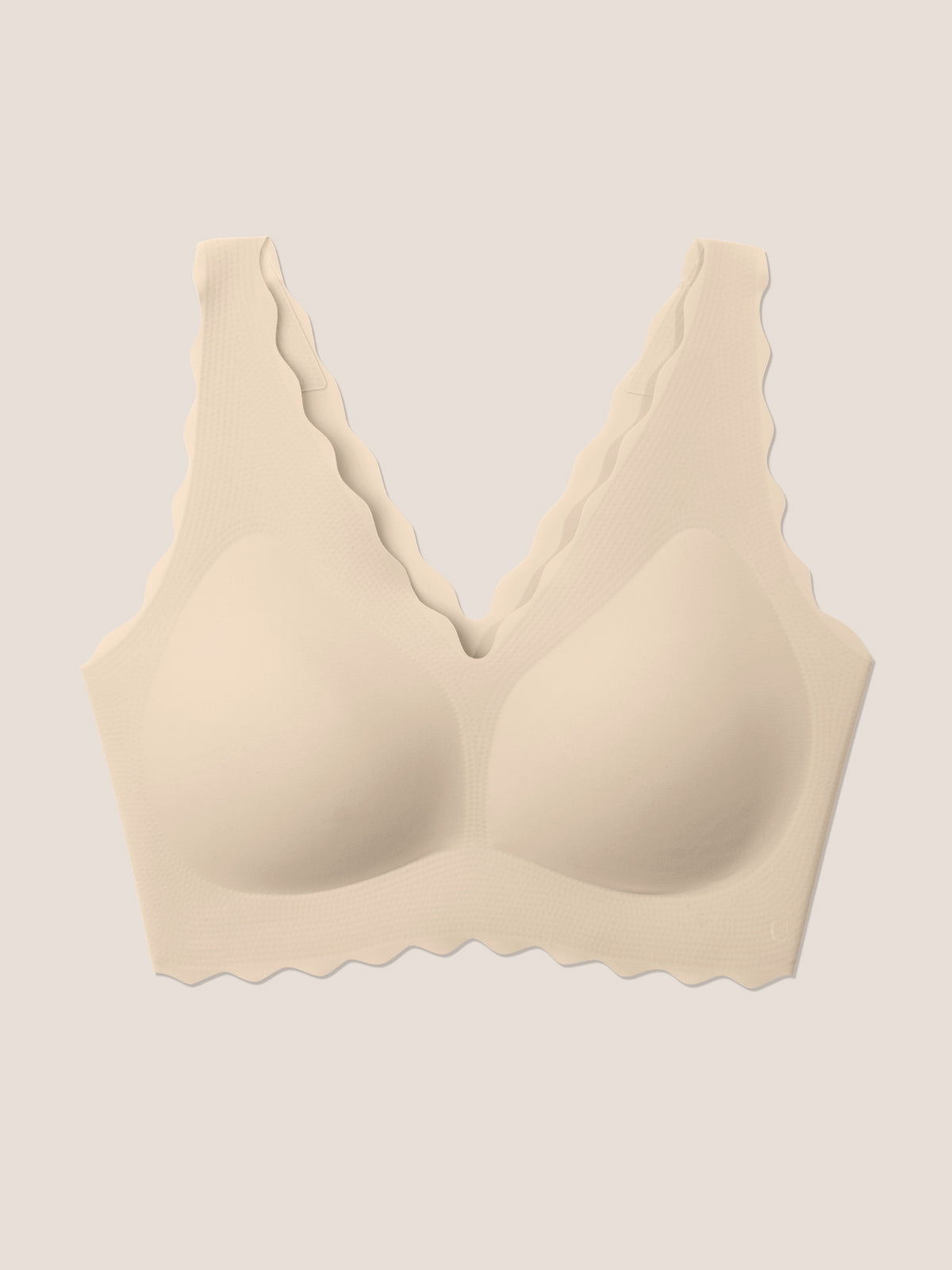 Seamless Wave Trimmed Deep V-Neck Bralette - Smart Size