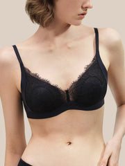 Chantilly Lace Seamless Bra
