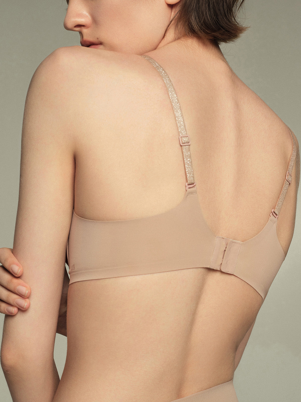 Smoothing Seamless Push-Up Bra