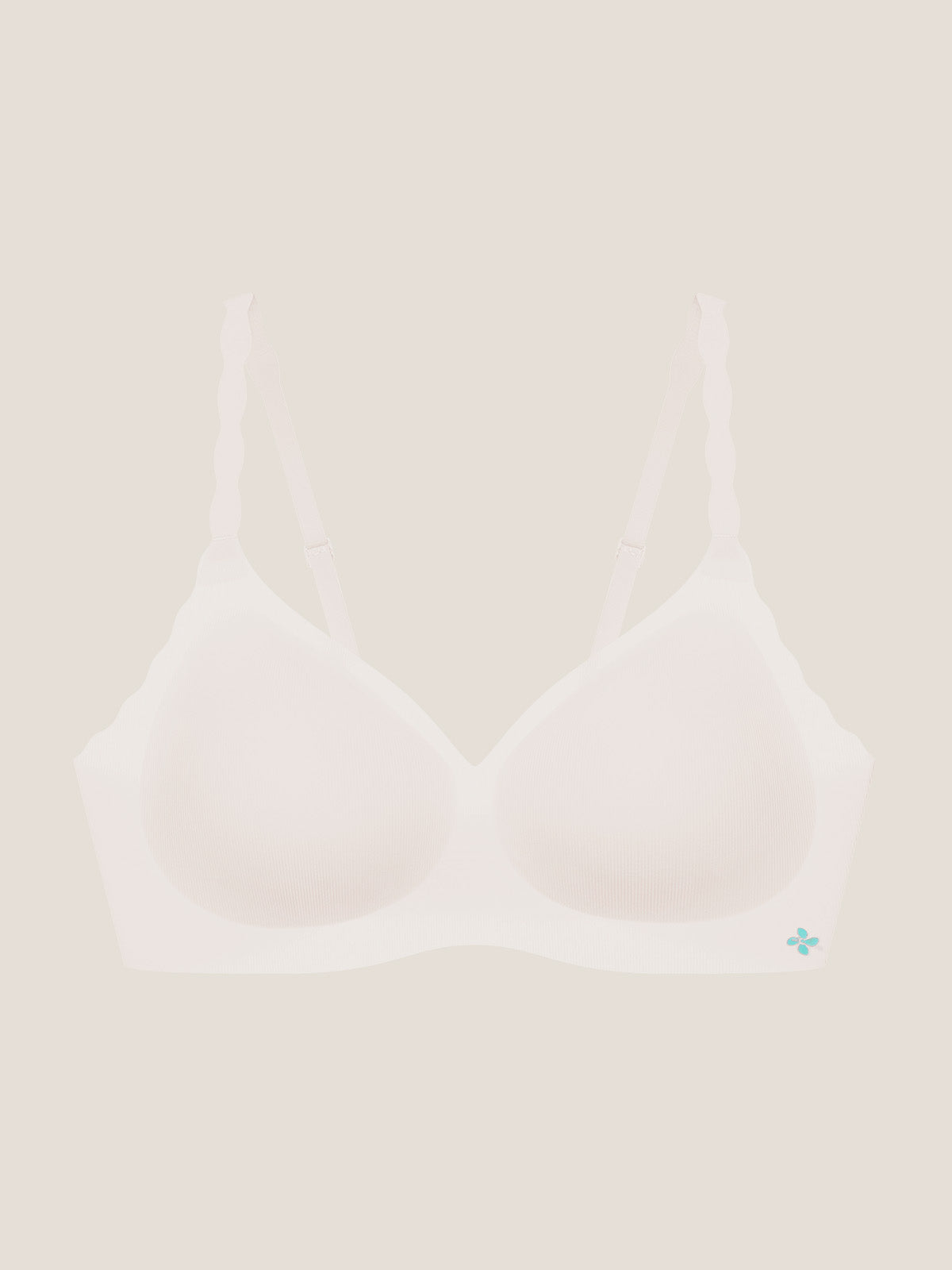 Basic Seamless Deep V Neck Mint-Infused Cooling Bra