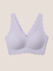 Seamless Wave Trimmed Deep V-Neck Bralette - Smart Size