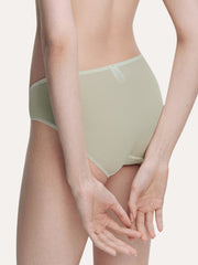 Simple Rococo Lace Brief